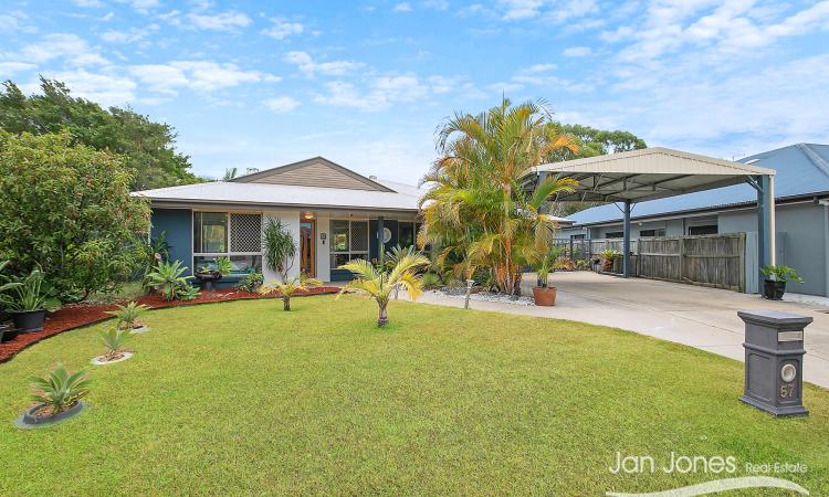 ROTHWELL HOT SPOT OVERLOOKING PARKLANDS