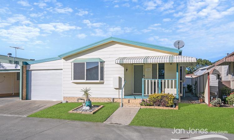 3 BEDROOM HOME - PALM LAKES RESORT
