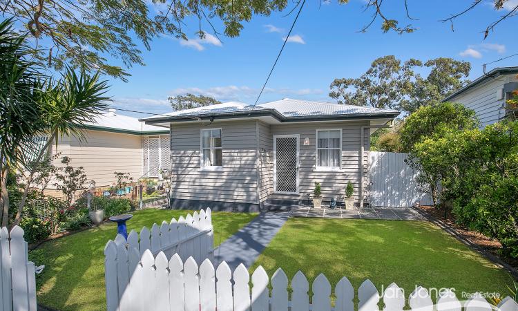 COASTAL CHARM -SPACE - PRIVACY & 2 STREET ACCESS