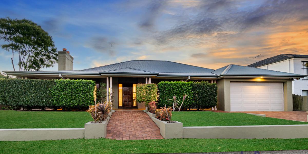 Impressive Abode - Enviable Prime Position!