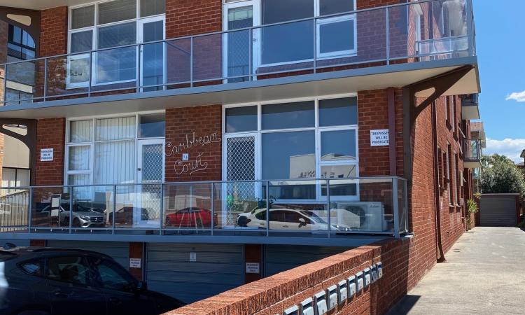 LIFESTYLE LIVING 2 Bedrooms 2 Car Spaces