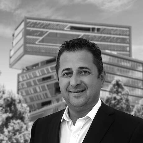 Chris Kostopoulos photo