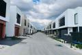 New Ready to Move-in Blocks of Town Houses in Boxhill