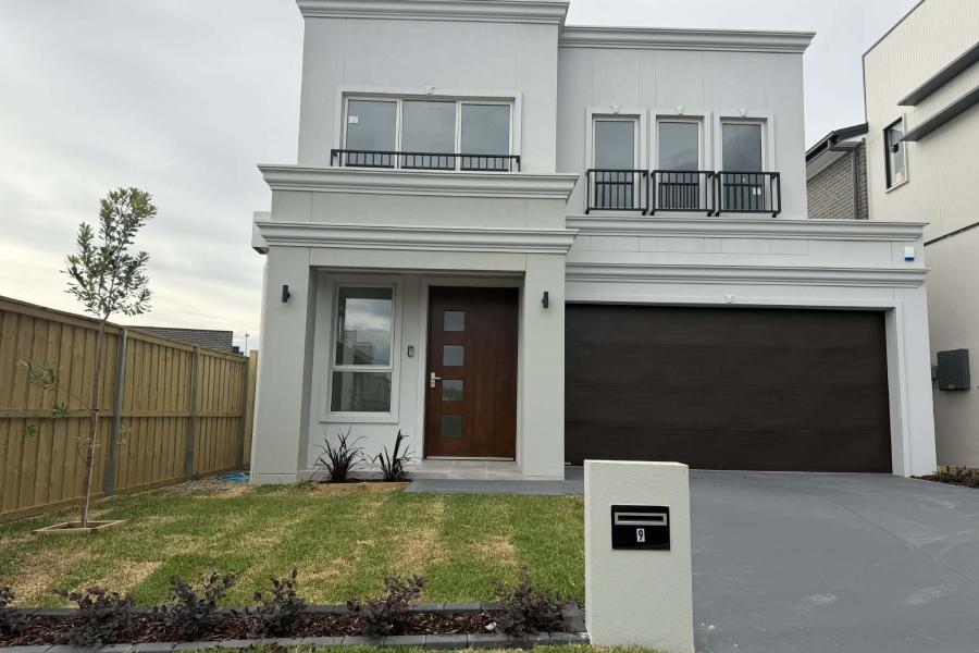 Combined Sophistication and Contemporary Feel!