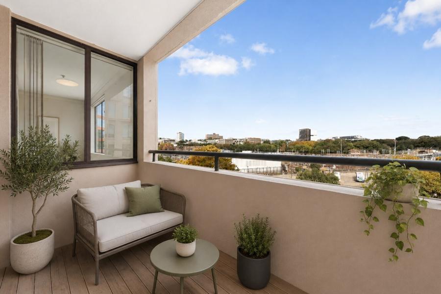 Stylish City Living in the Heart of Chippendale