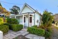 CHARMING WEATHERBOARD CHARACTER COTTAGE