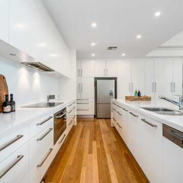 T Van Heumen, Paddington testimonial image