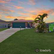 Seller of a House in Thabeban