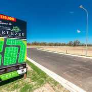 Buyer of a Vacant Land in Ashfield