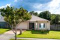 Spacious Family Residence - Crestwood heights!