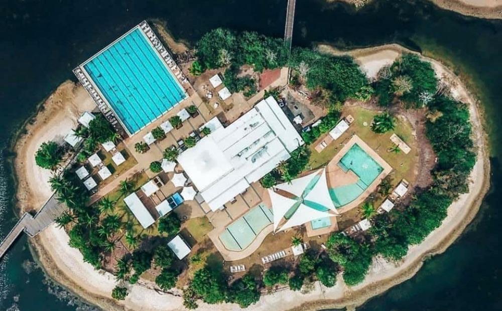 Local Property Team: STUNNING WATERFRONT FULLY FURNISHED APARTMENT