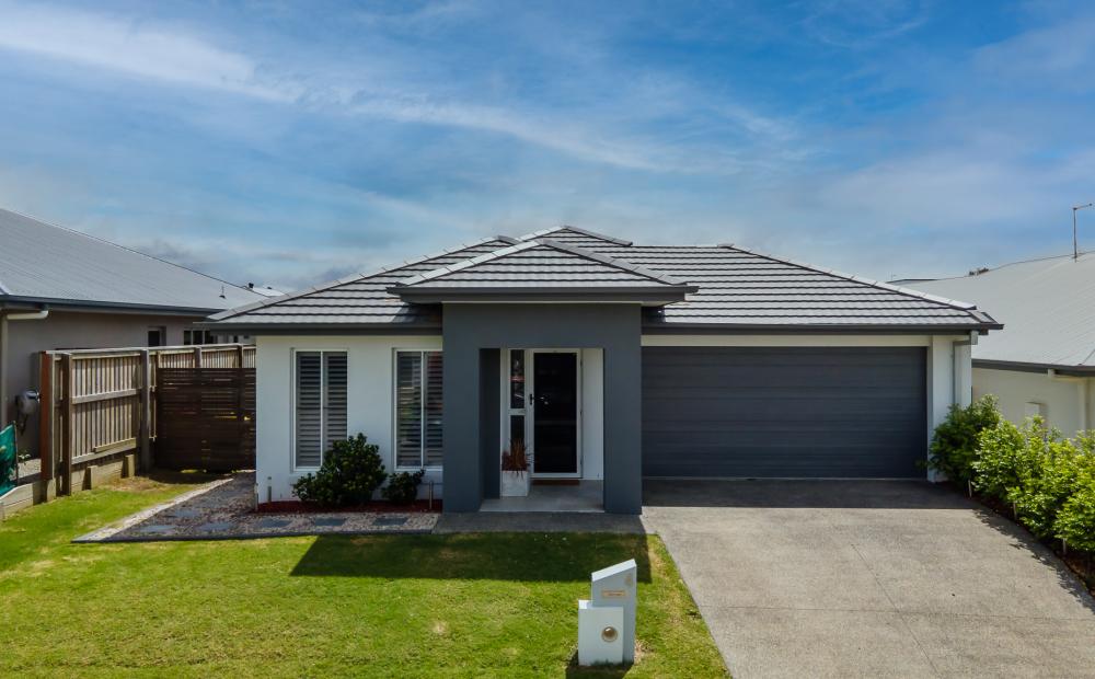 4 Brook Cres, Burpengary East