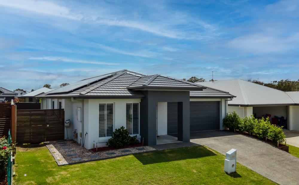 4 Brook Cres, Burpengary East