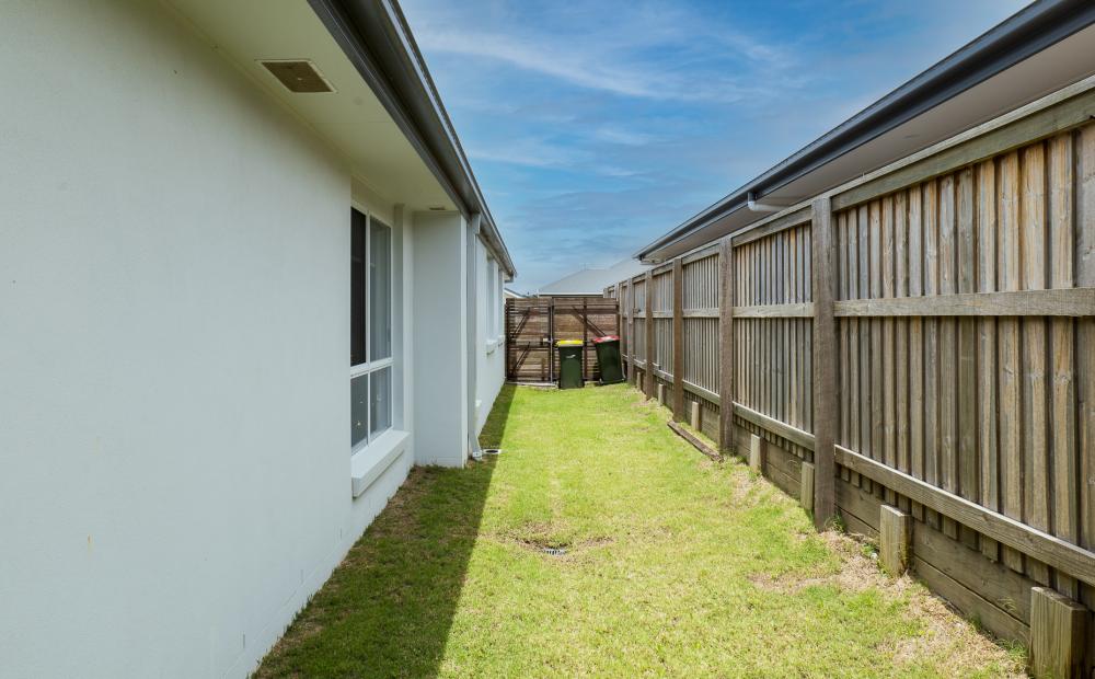 4 Brook Cres, Burpengary East