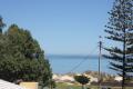 TOWNHOUSE IN GREAT SPOT OPPOSITE BEACH