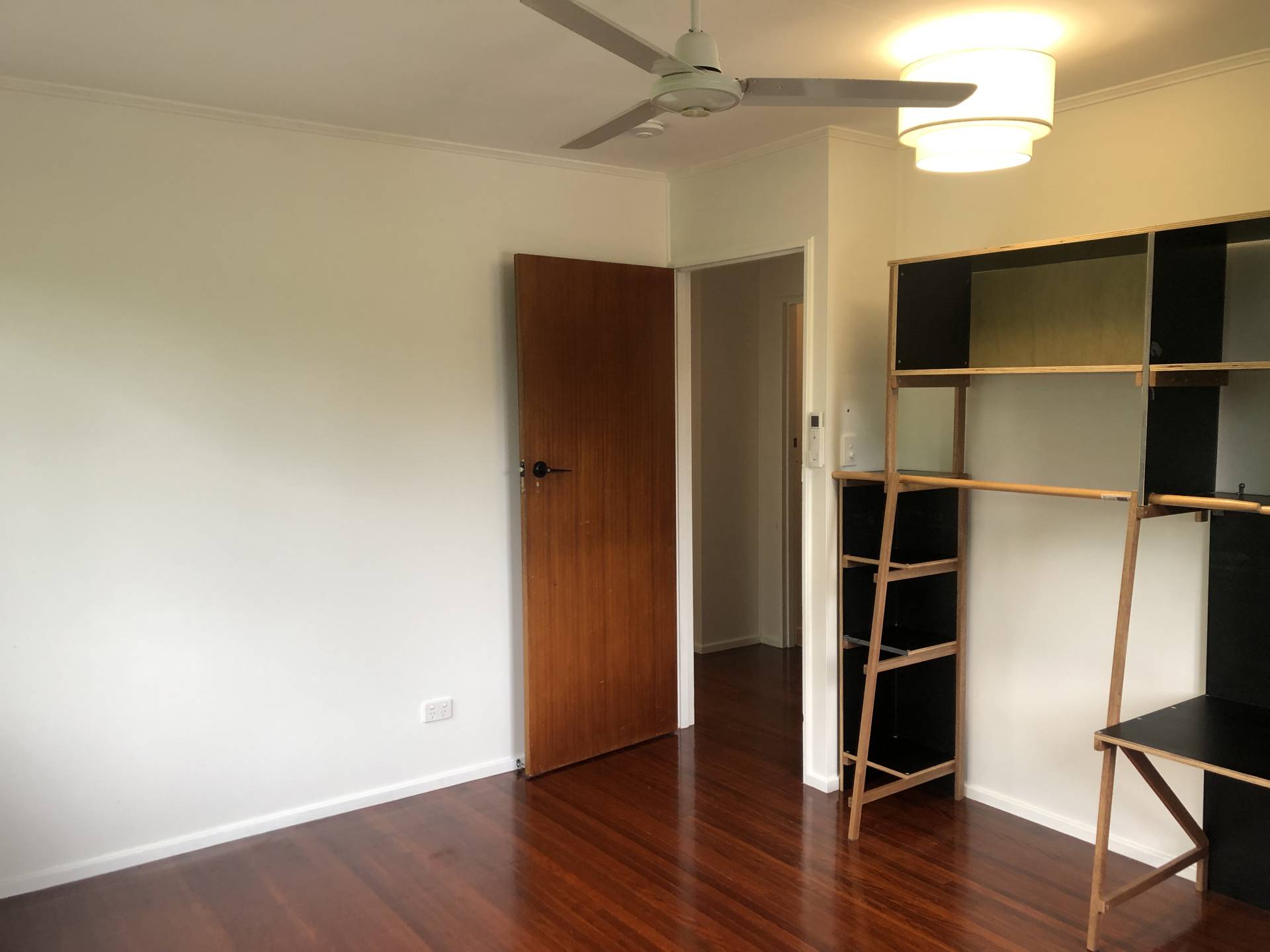 6 Birt Street, Picnic Bay - Thumbnail 6