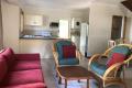 * LEASE BREAK* SPACIOUS FURNISHED 2 BEDROOM TOWNHOUSE IN ARACDIA - $450.00PW