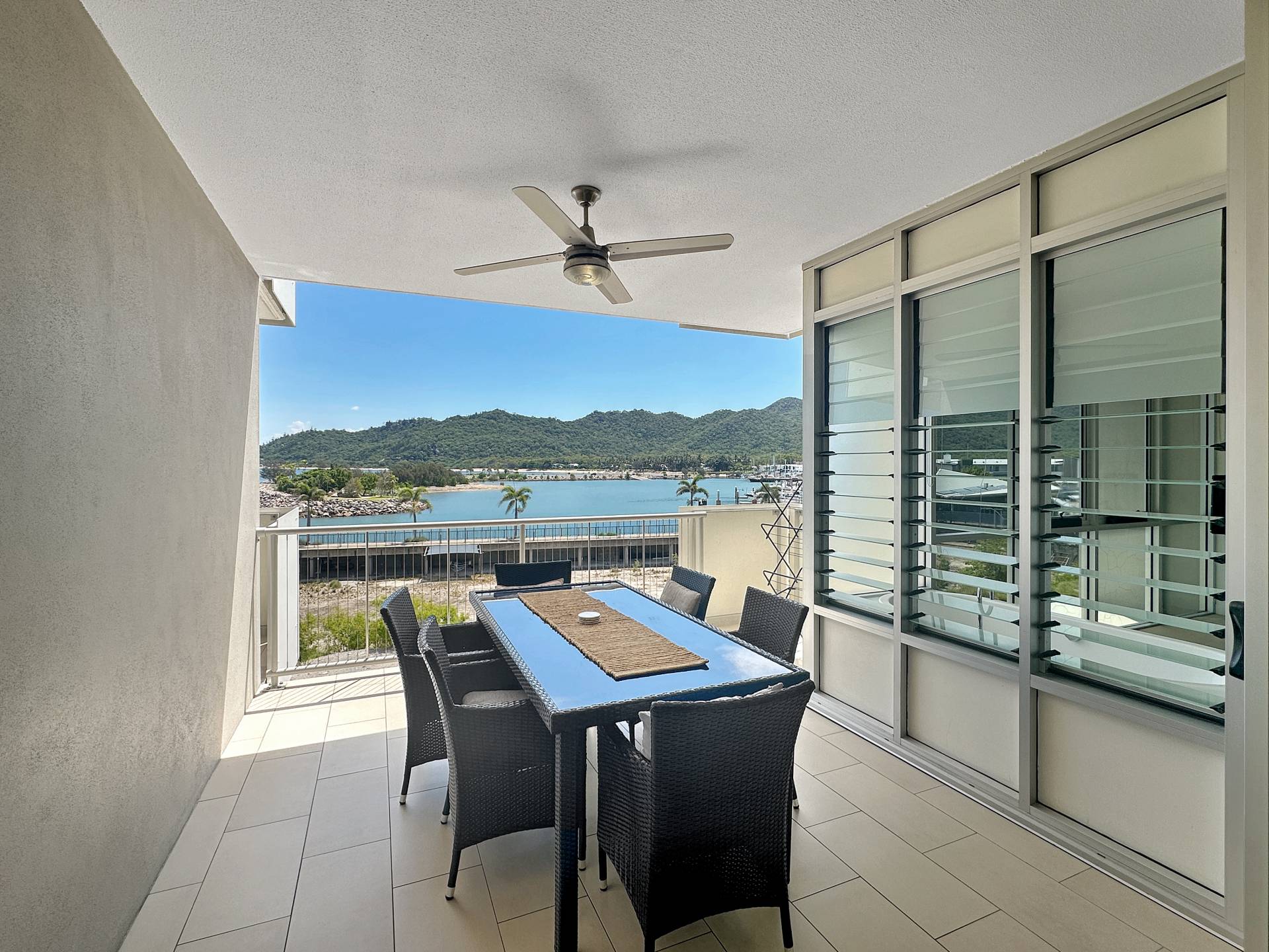 1302, 146 Sooning Street, Nelly Bay - Thumbnail 2