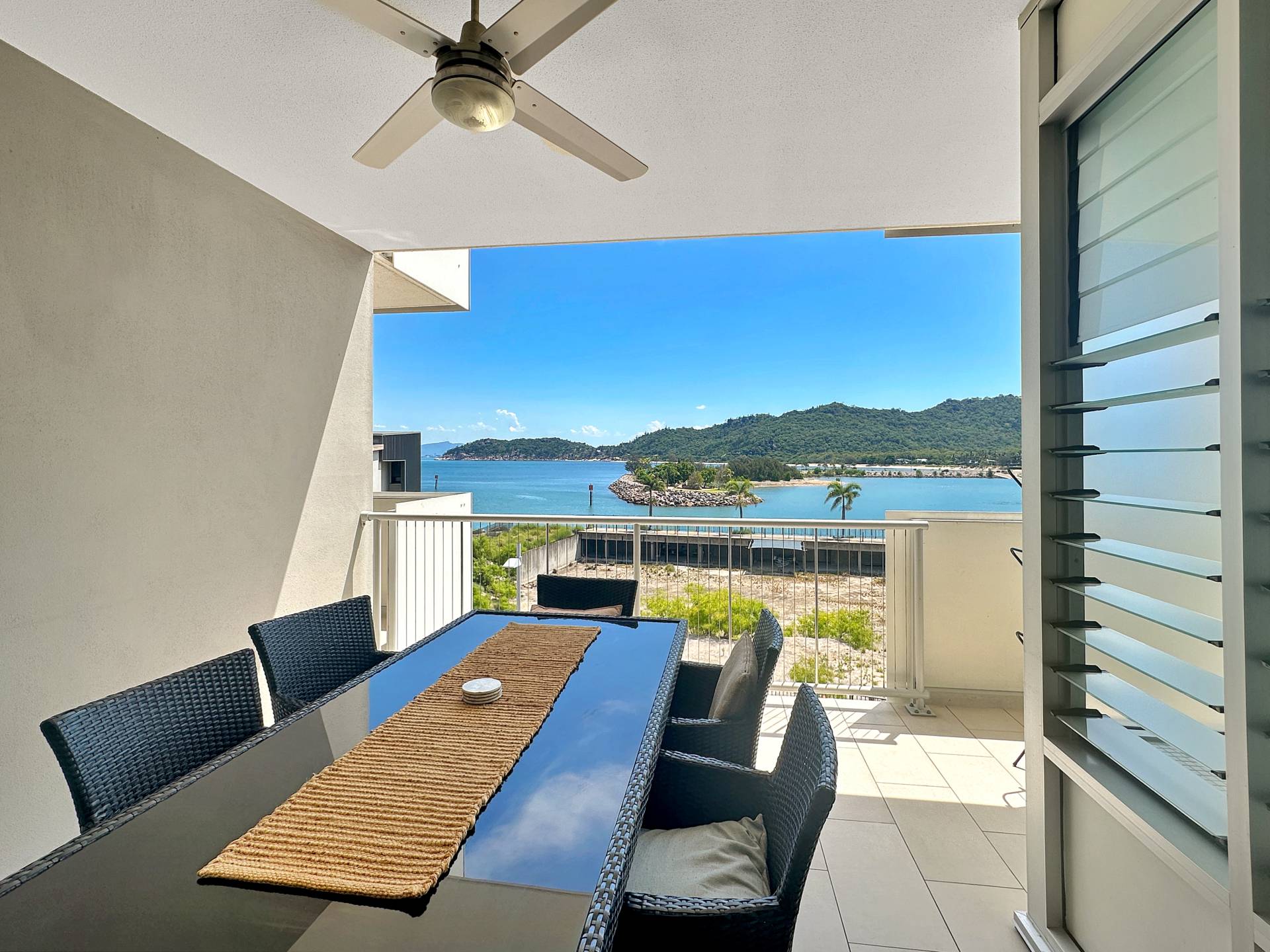1302, 146 Sooning Street, Nelly Bay - Thumbnail 4
