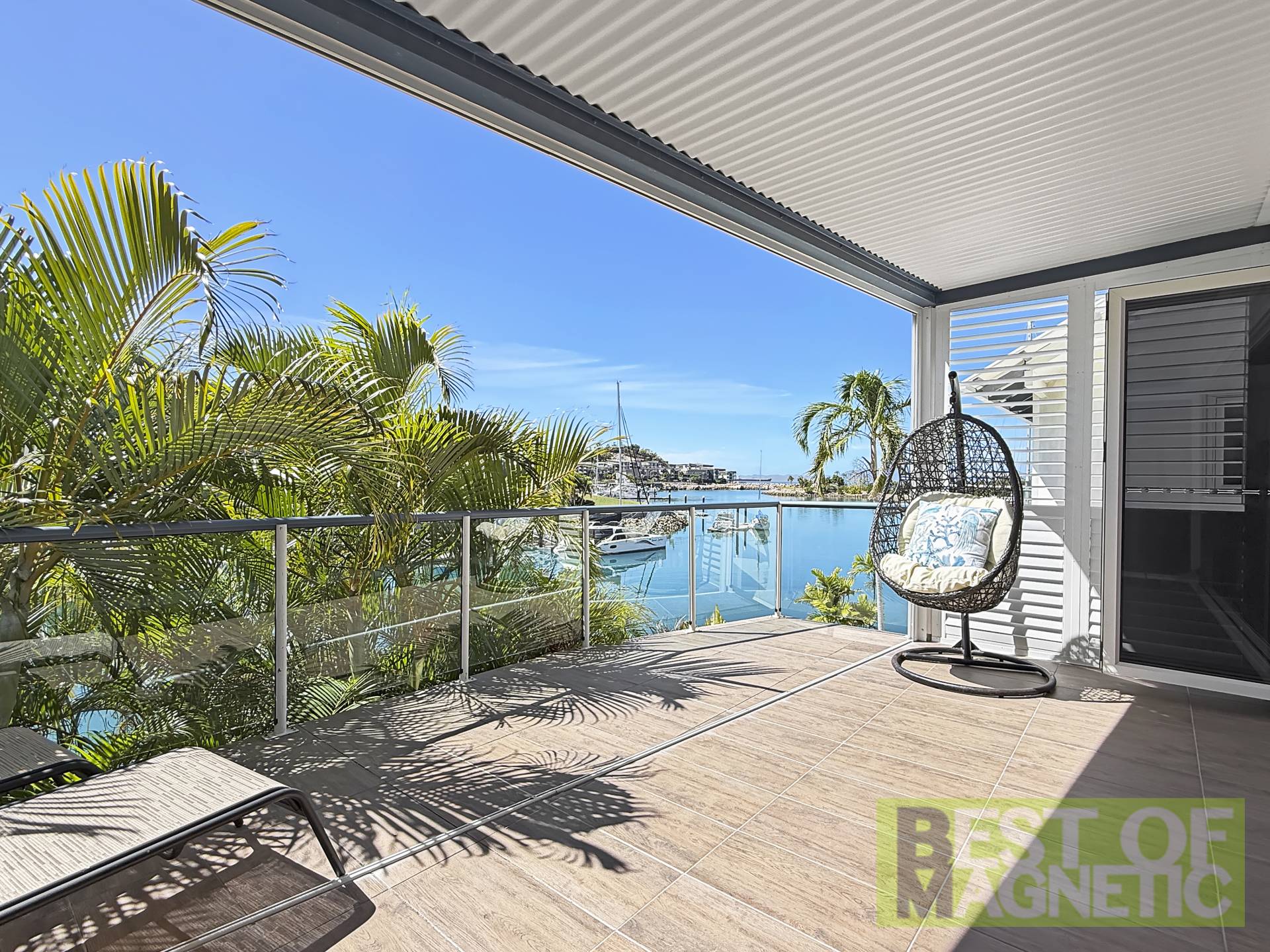 1/, 6 Terrace Place "Water's Edge", Nelly Bay - Thumbnail 2