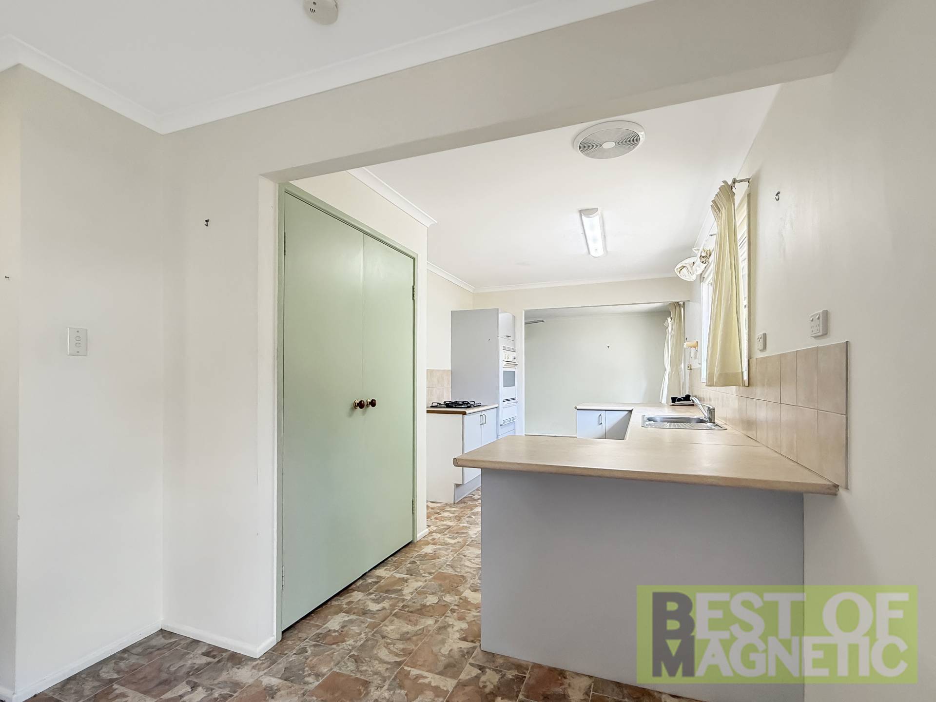1 Gustav Court, Nelly Bay - Thumbnail 5