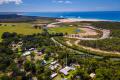 Ultimate Entertainer on Over an Acre –4 BR + Pool, Shed, Granny Flat & Games Room On saltwater Creek