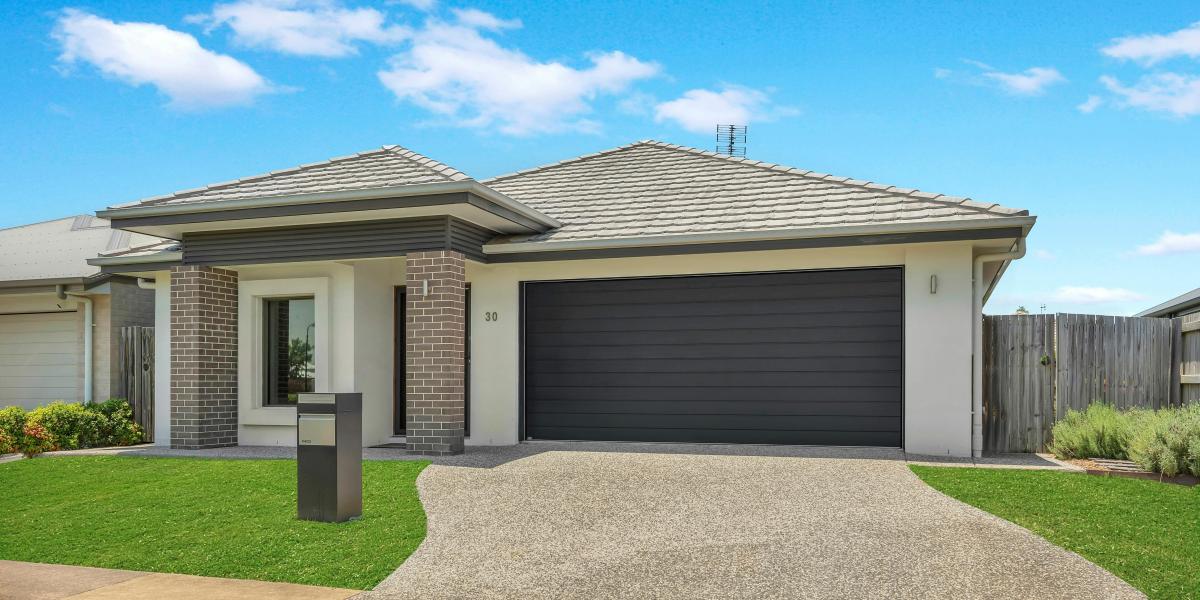 Pristine Home, Prime Location!