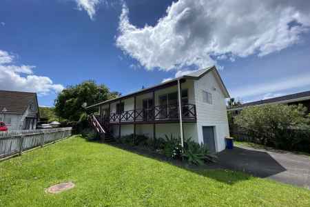 Browns Bay, 3 bedrooms