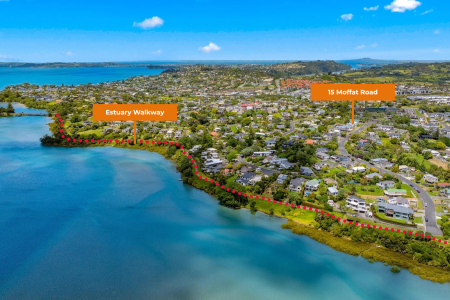 Coastal Charm With Estuary Views + 911m2