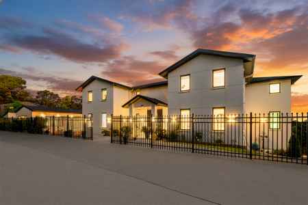 Landmark of Scale & Luxury In Albany