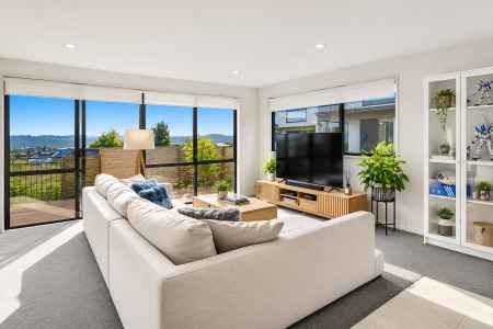 SECOND PRICE DROP - NOW $950,000! OWNER BOUGHT