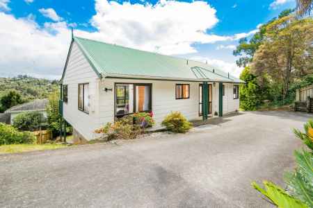 Torbay, 3 Bedrooms