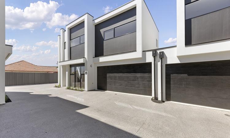 Queensbella Estate- UNDER CONTRACT