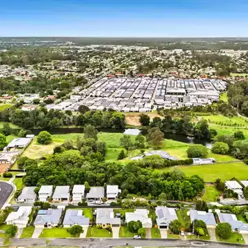 Farah H testimonial image