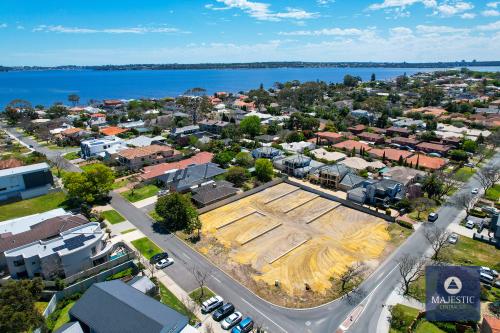 5 SOLD - 4 LEFT PRIME APPLECROSS LAND