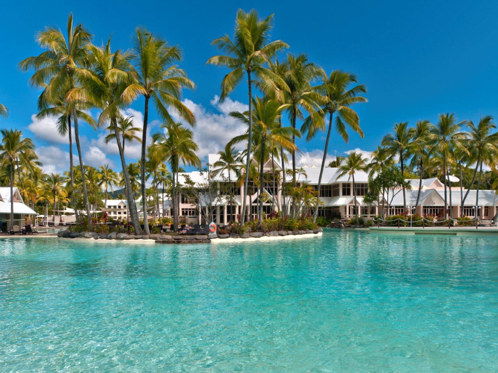 Mirage Villa 105 Bougainvillea Way South, Port Douglas SOLD by Tony McGrath Real Estate