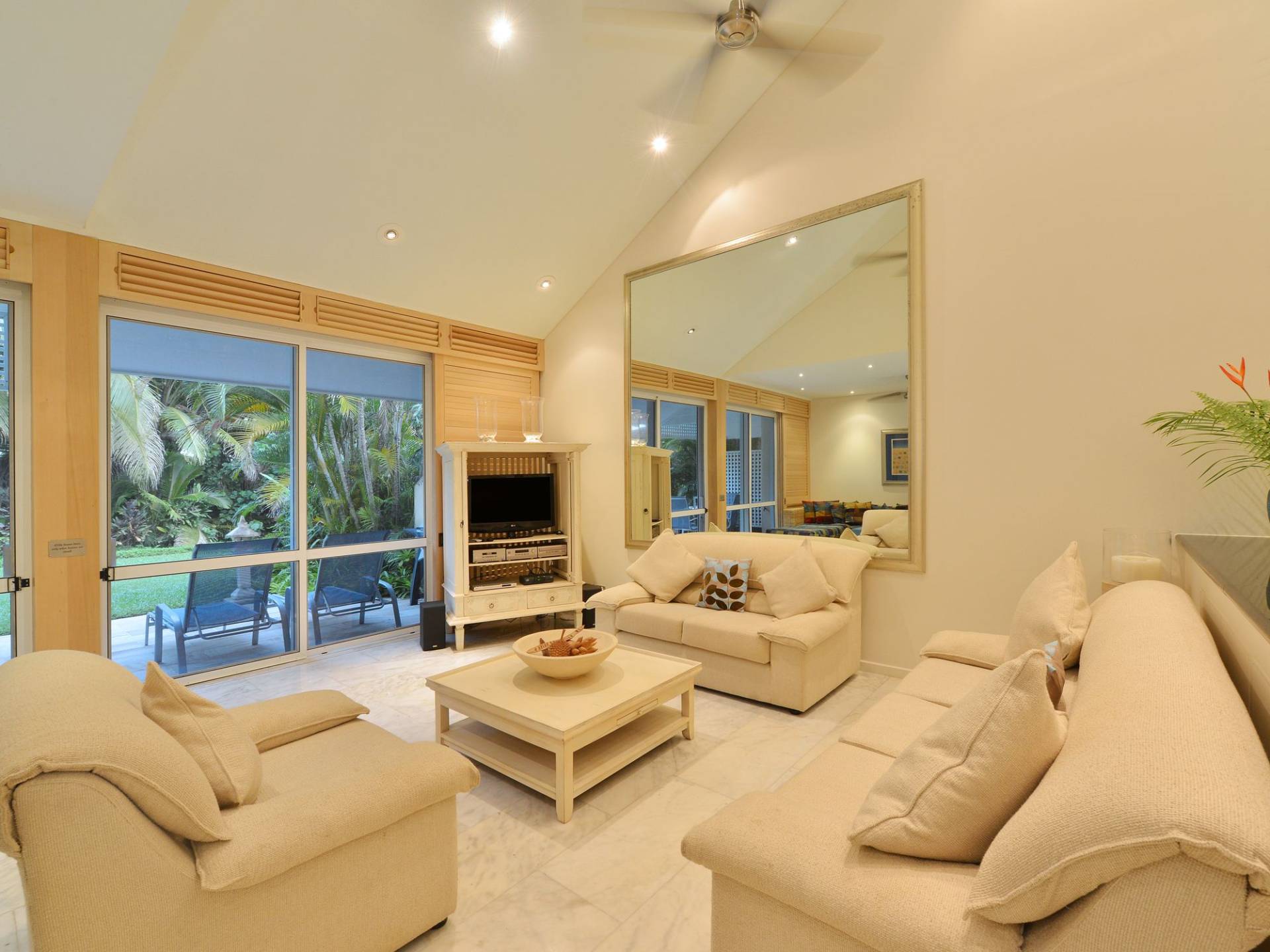 Mirage Villa 105 Bougainvillea Way South, Port Douglas SOLD by Tony McGrath Real Estate