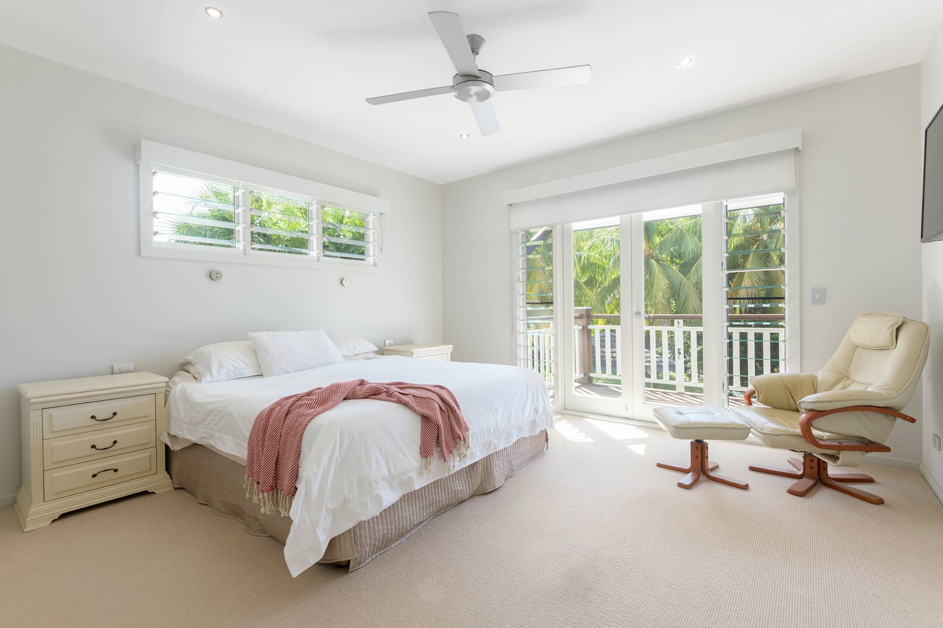 27 Beachfront Mirage, Port Douglas House For Sale
