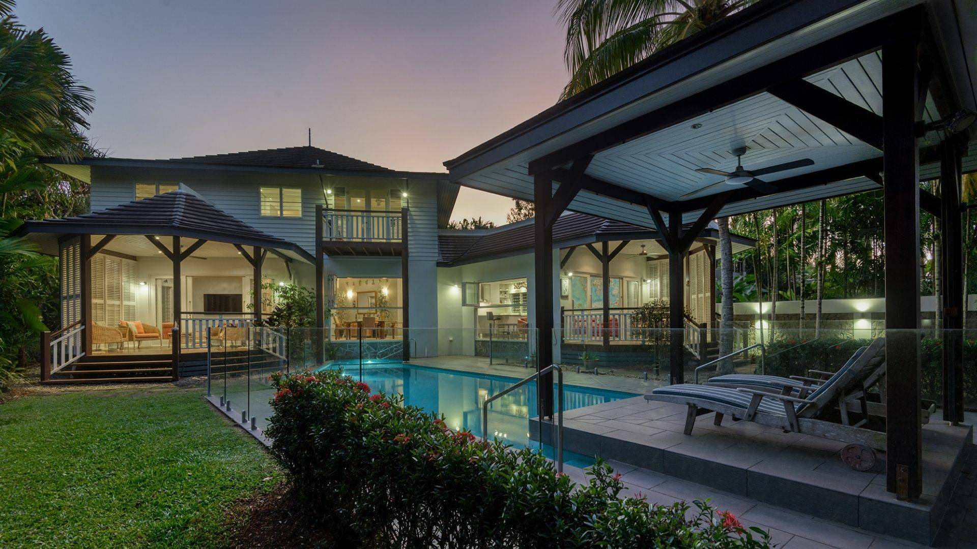 27 Beachfront Mirage, Port Douglas House For Sale