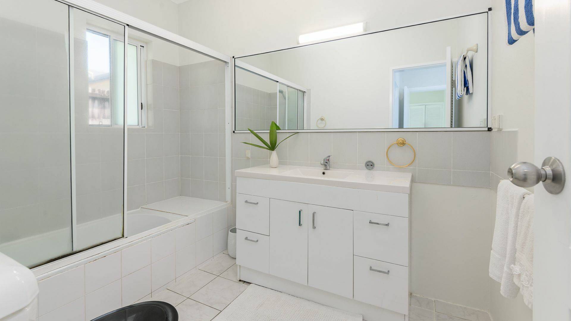 Tony McGrath Real Estate Port Douglas