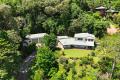 Breathtaking Views across the Valley and Coral Sea