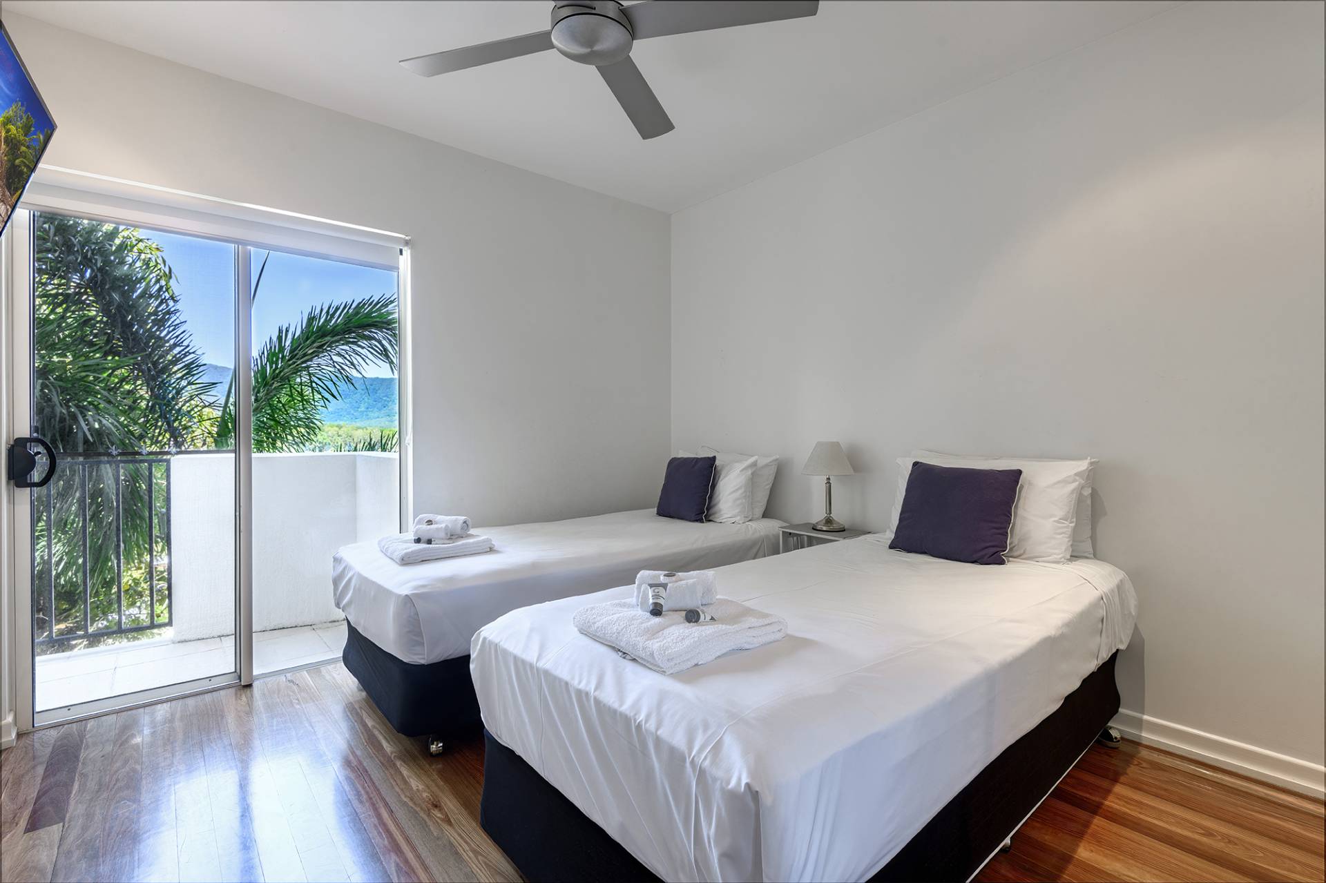 Unit 10, 88-90 Moore St, Trinity Beach SOLD by Tony McGrath Real Estate Port Douglas