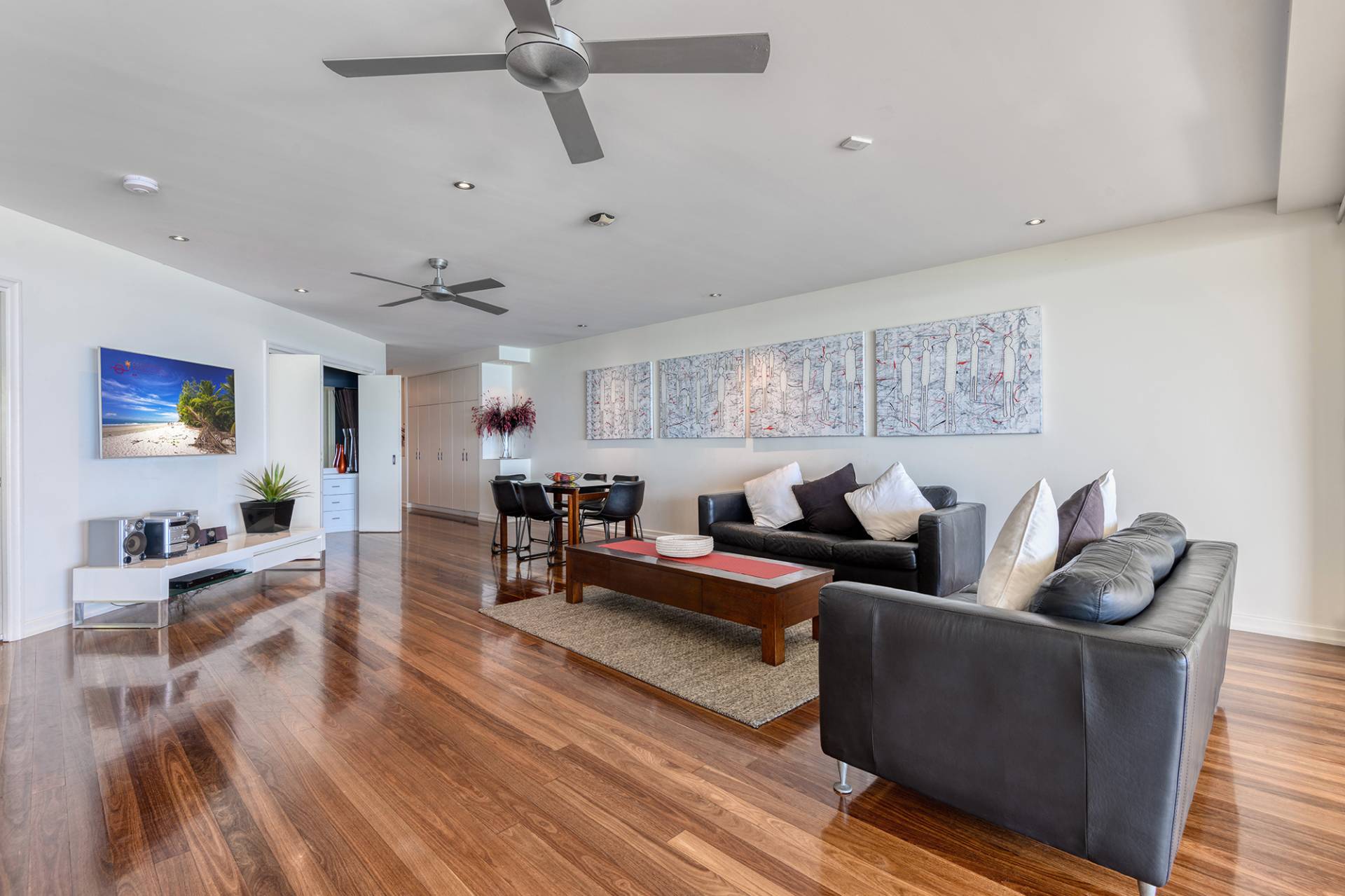 Unit 10, 88-90 Moore St, Trinity Beach SOLD by Tony McGrath Real Estate Port Douglas