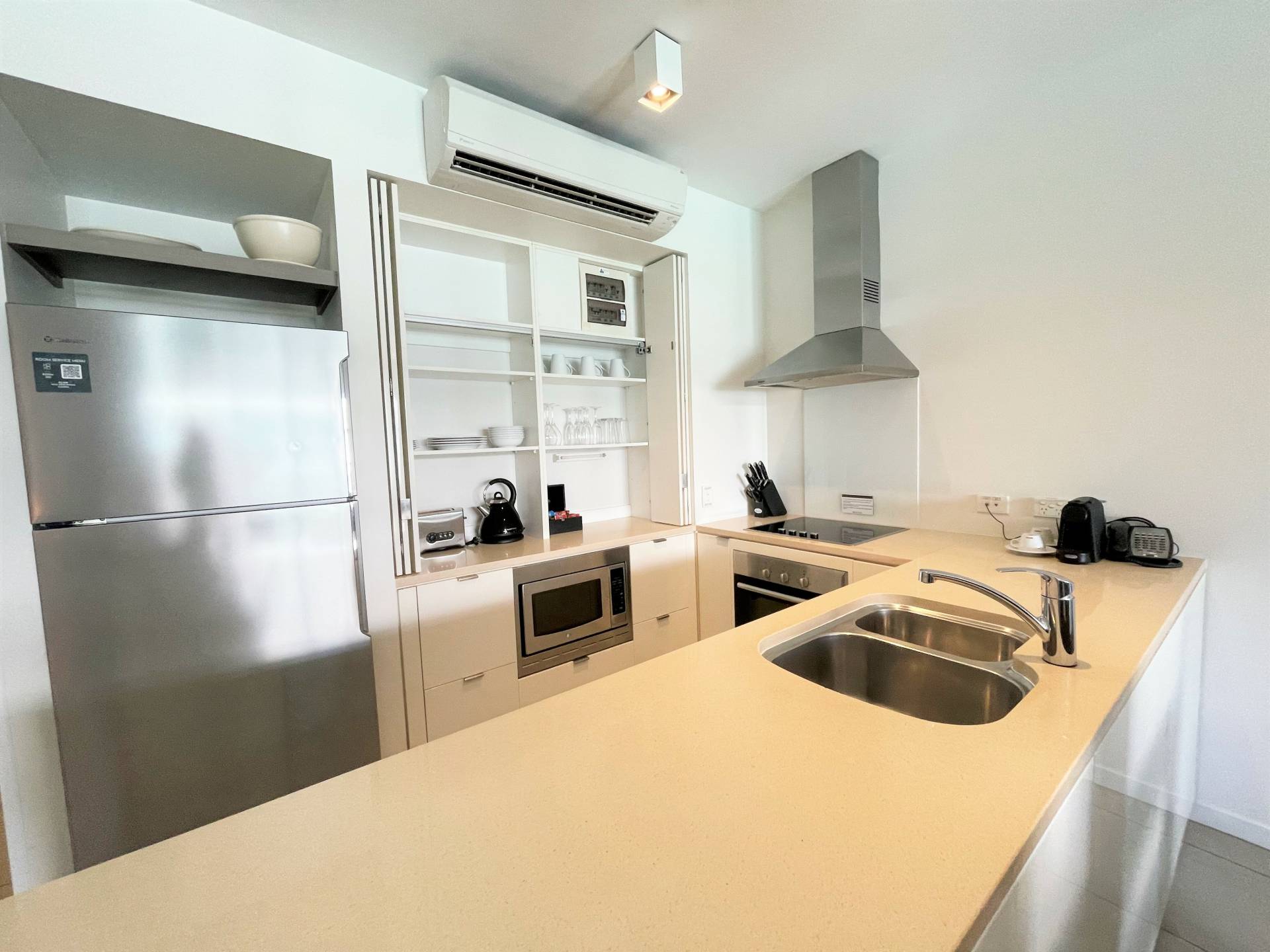 Beach Club Port Douglas SOLD by Tony McGrath Real Estate