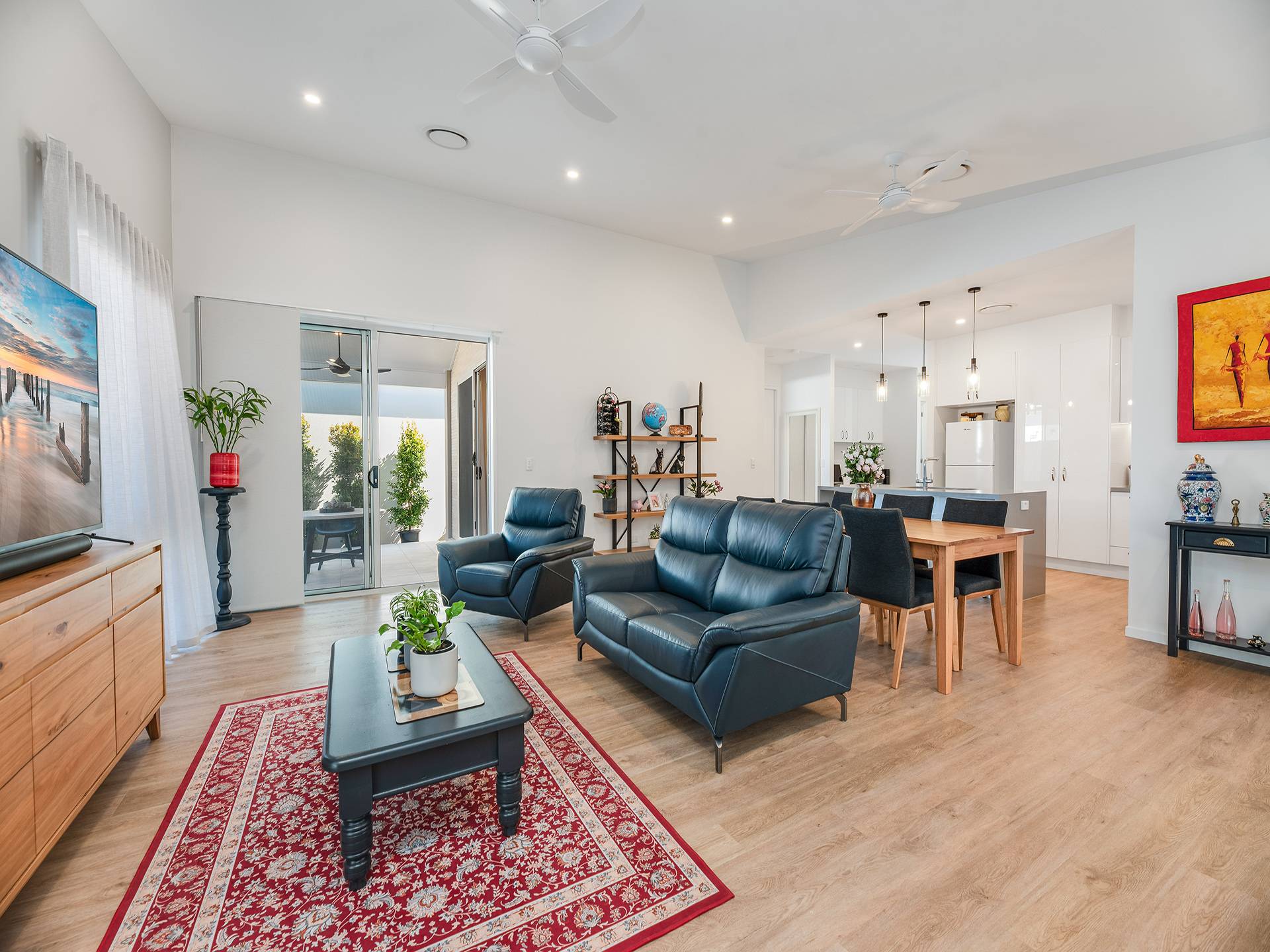 RESORT LIVING IN GEMLIFE MAROOCHY QUAYS RBM Realty