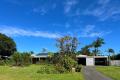LARGE FAMILY HOME + GUESTHOUSE
