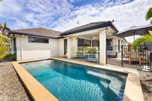 TRANQUIL RESERVE BACKDROP