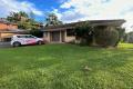 Spacious 2-Bedroom Unit – Walk to Beach, Schools & Shops