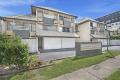 2 Bedroom Townhouse in Lutwyche With Pool!