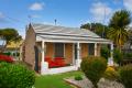Cottage on a Hill - Exceptional Block
